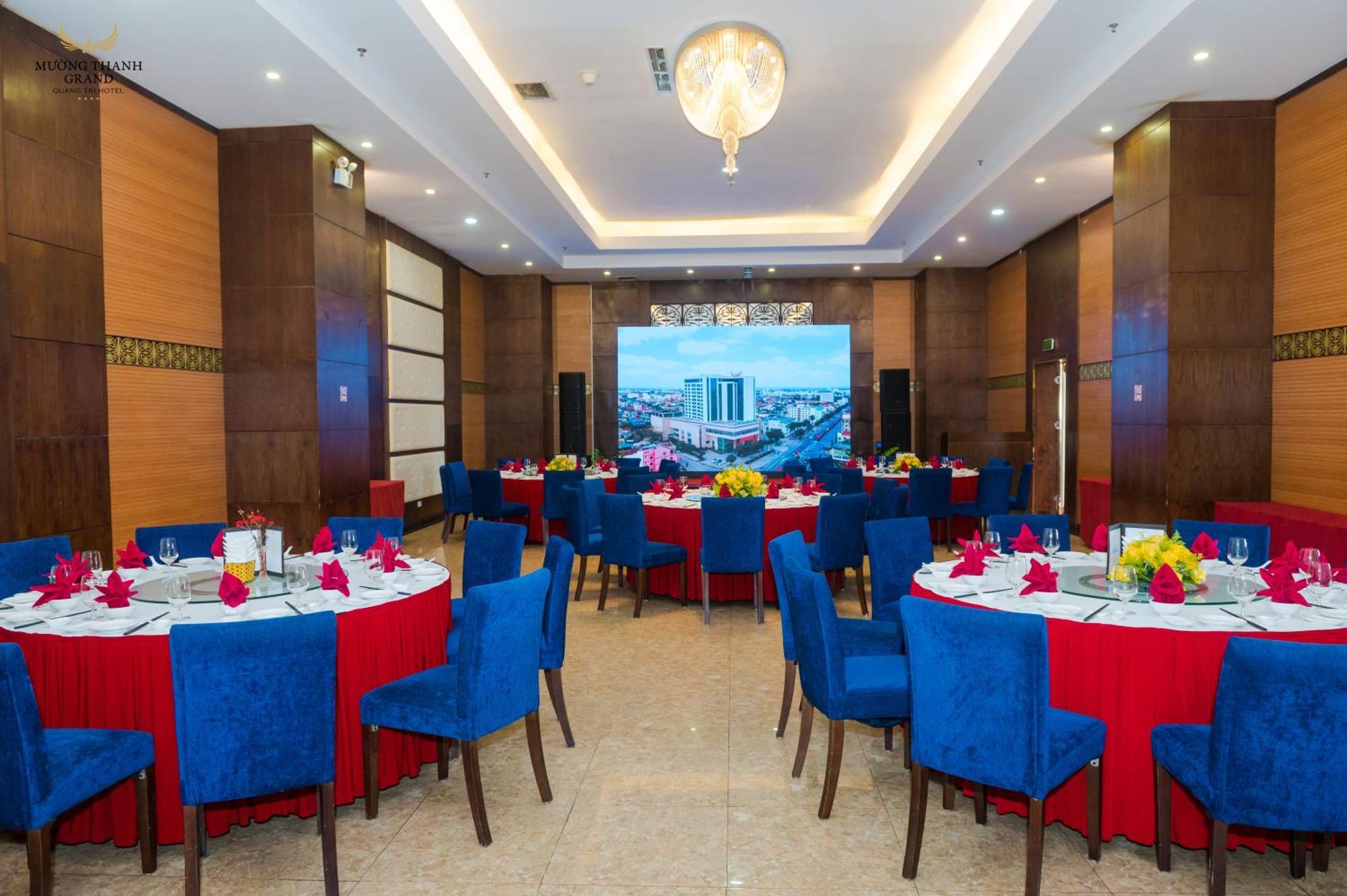孟青大广治酒店 Quang Tri 外观 照片
